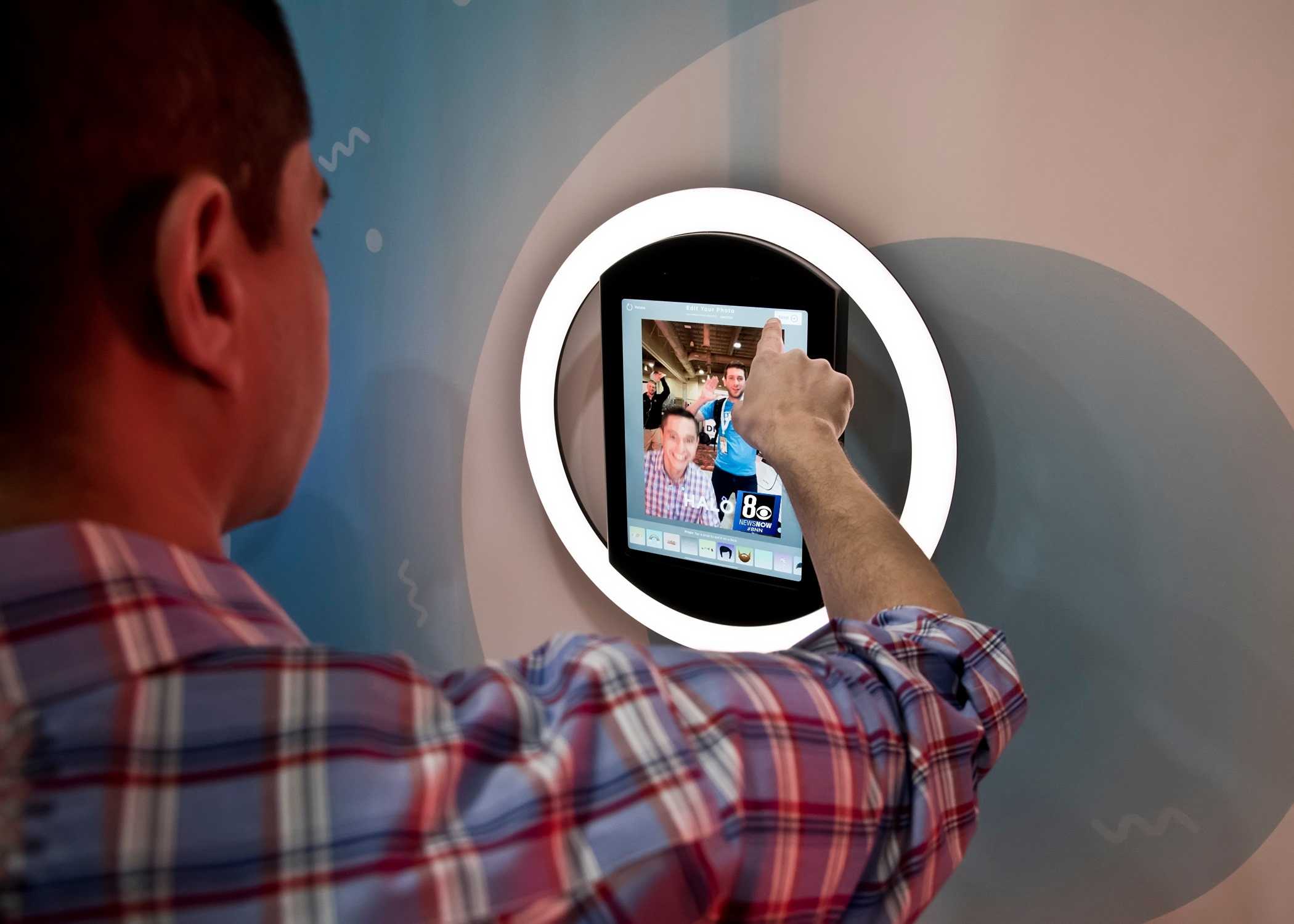 Green Screen Studio 19 Selfie Photo Booth being used by guests in Philadelphia