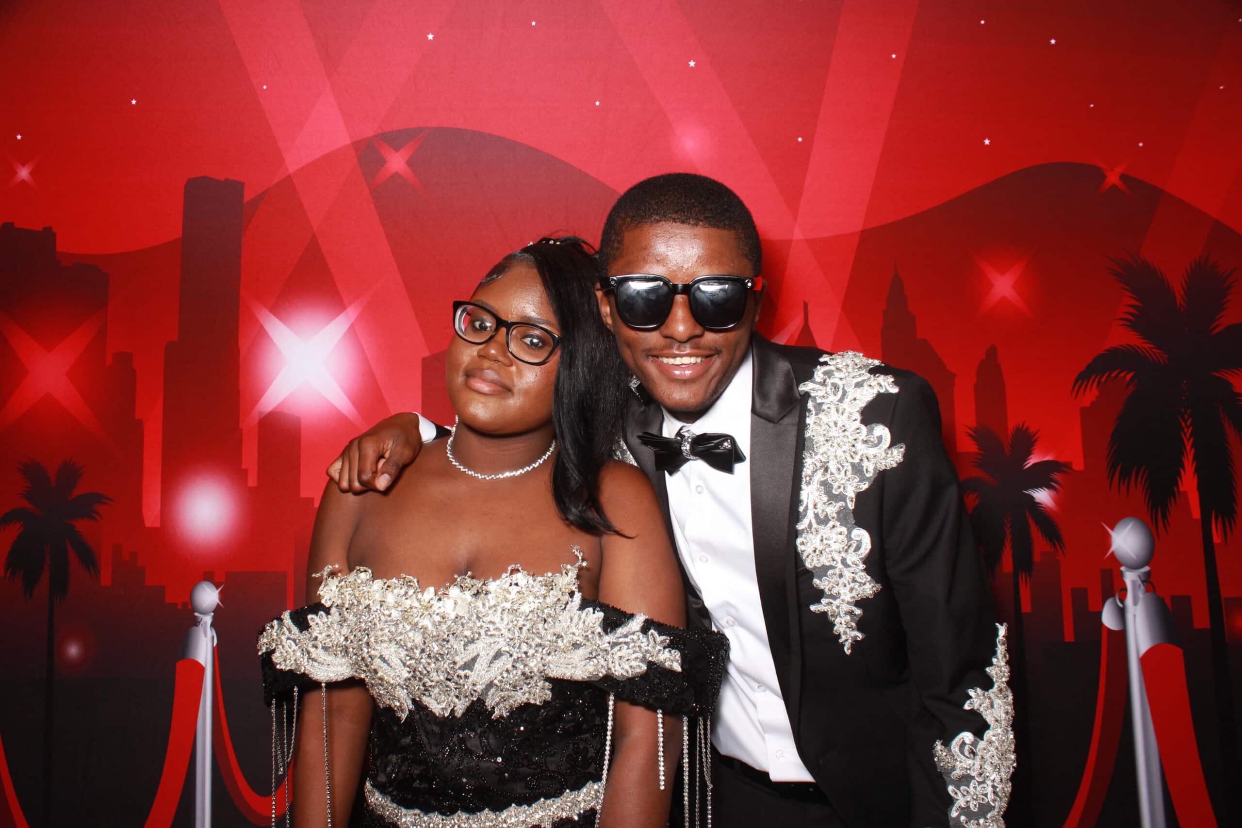 Philadelphia Photo Booth Rentals for Weddings, Mitzvahs & Parties 29 High school students enjoying a photo booth at a prom event